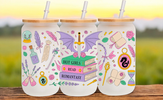 Hot Girls Read Romantasy Glass Cup
